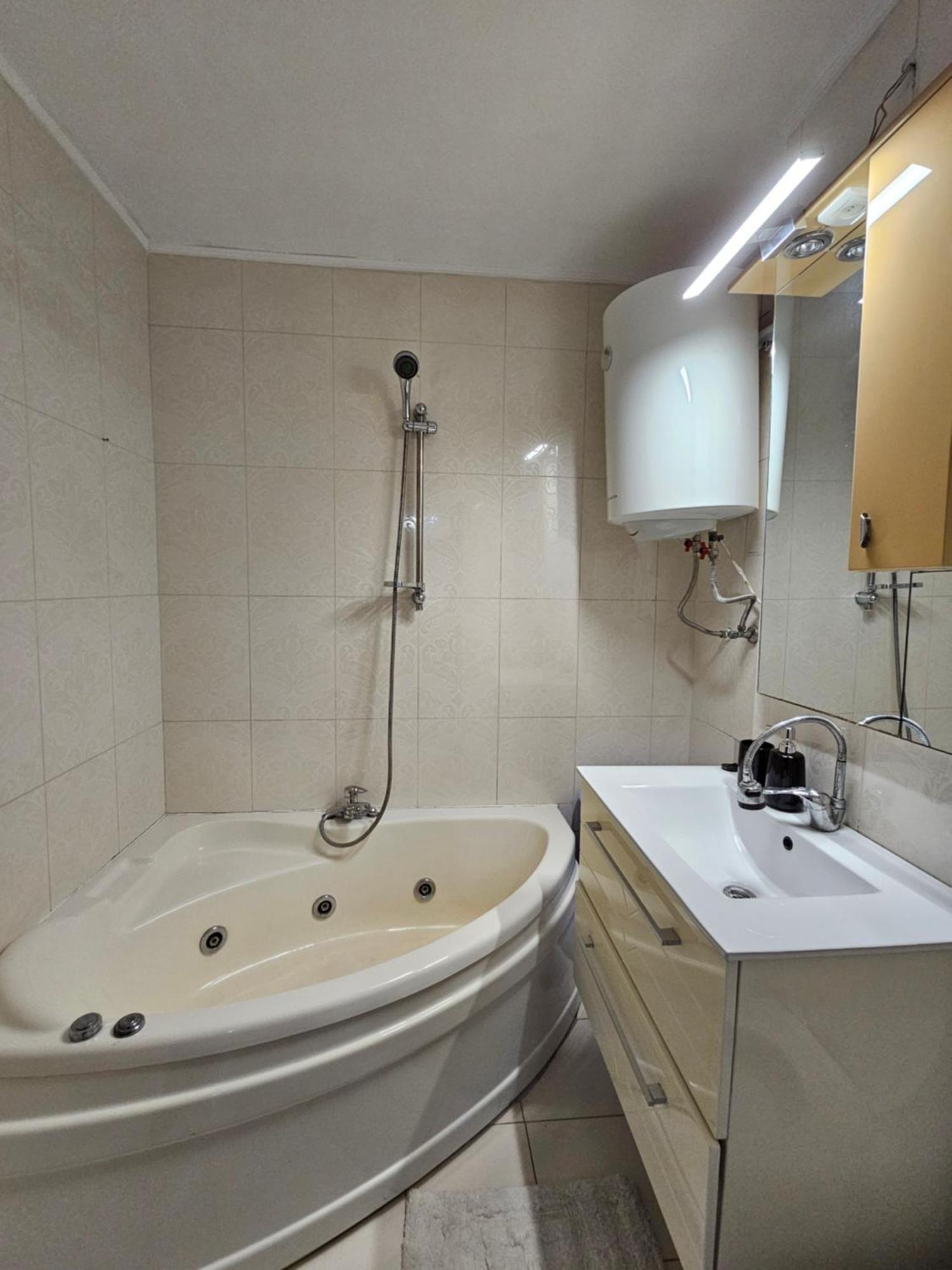 Blue Marina Sea View Apartment Mangalia Exterior photo